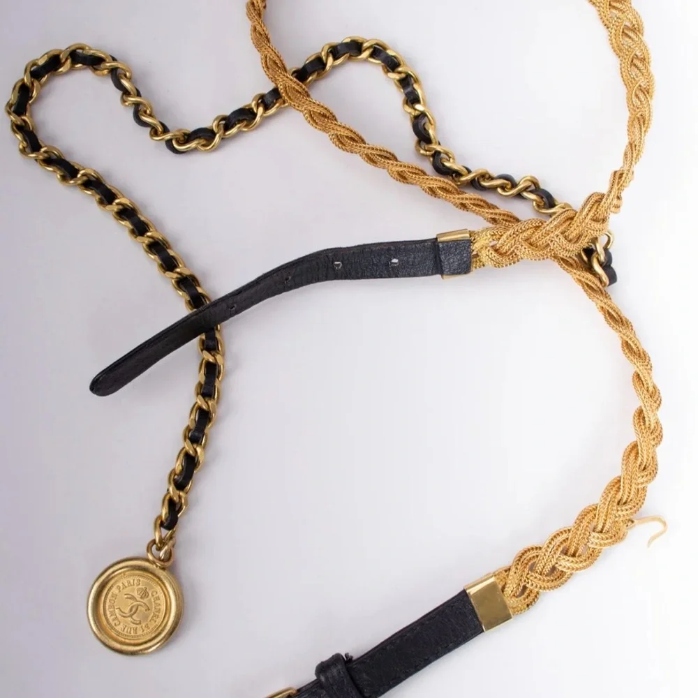 Authentic CHANEL vintage black leather chain belt 80cm
